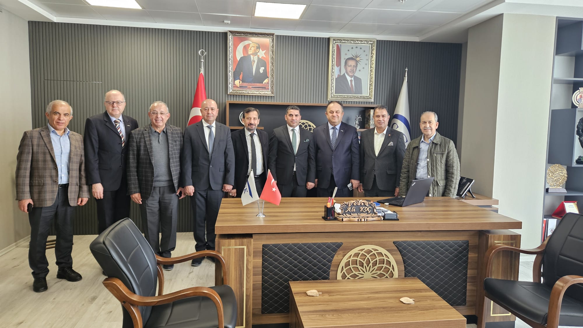 Cumhur İttifakı Büyükşehir belediye başkan adayı Serdar Soydan derneğimiz ziyaret etti.